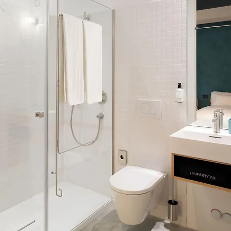 Hotel Riva & - Check-in 24hr Minusio