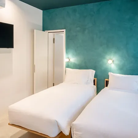 Riva & - Check-in 24hr 3*