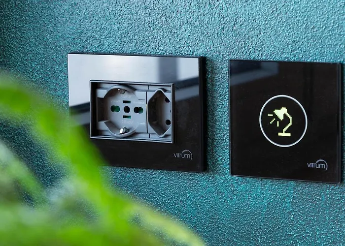 Riva & - Check-in 24hr