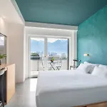 Riva & - Check-in 24hr Szálloda