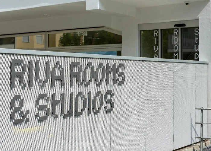 Riva & - Check-in 24hr Отель Minusio