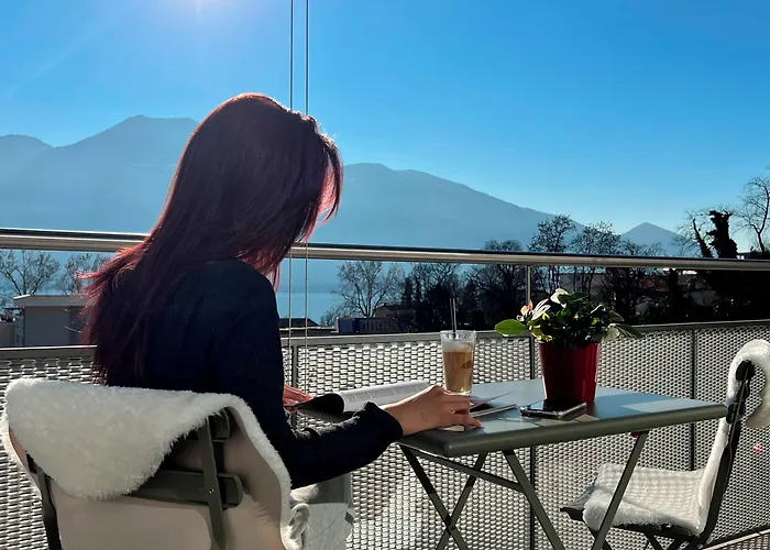 Hotel Riva & - Check-in 24hr Minusio